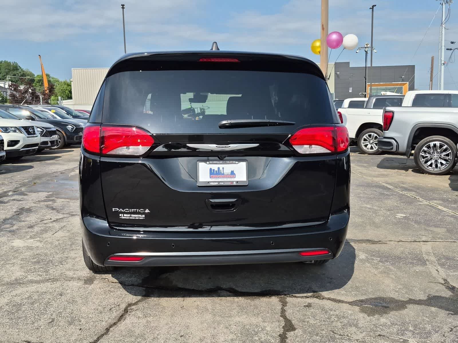 2027 Chrysler Pacifica PACIFICA LX