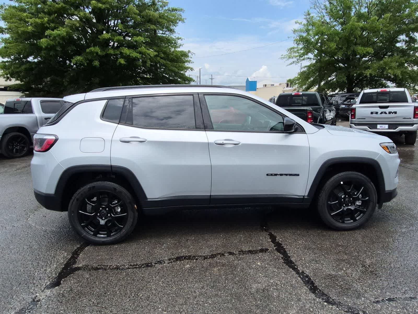 2026 Jeep Compass COMPASS LATITUDE ALTITUDE 4X4