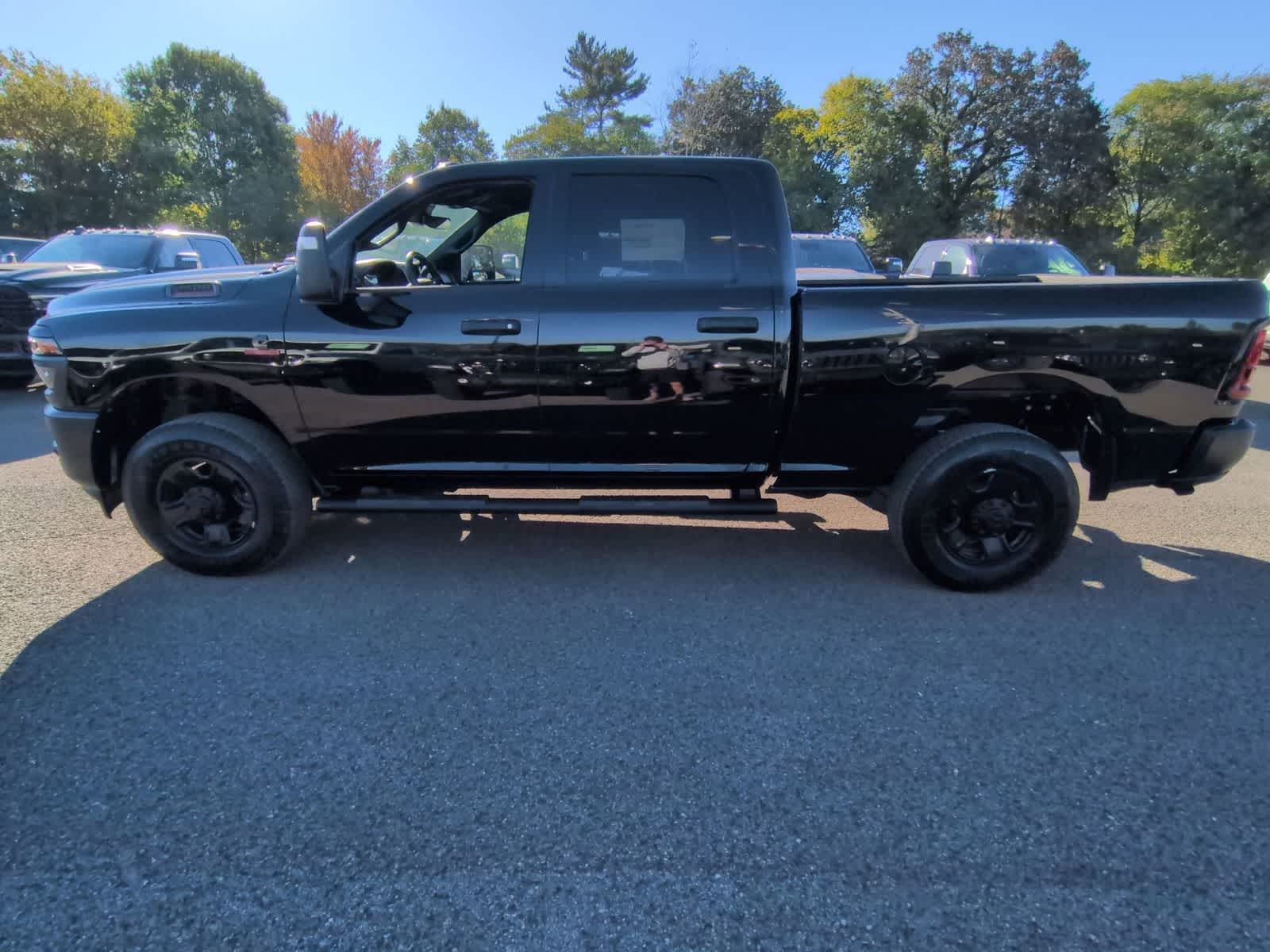 2026 RAM 2500 RAM 2500 TRADESMAN CREW CAB 4X4 6'4' BOX