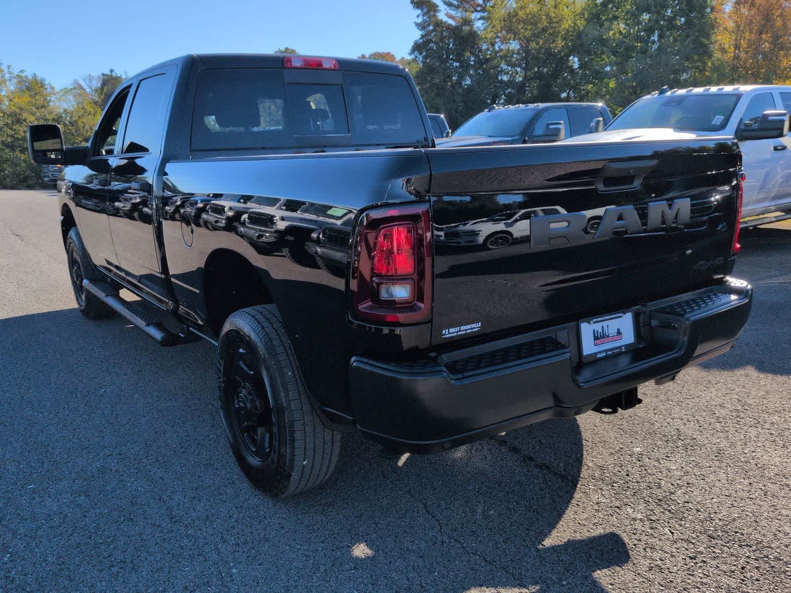 2026 RAM 2500 RAM 2500 TRADESMAN CREW CAB 4X4 6'4' BOX