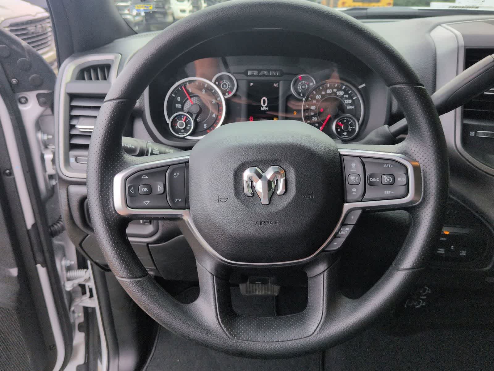 2026 RAM 2500 RAM 2500 TRADESMAN CREW CAB 4X4 6'4' BOX