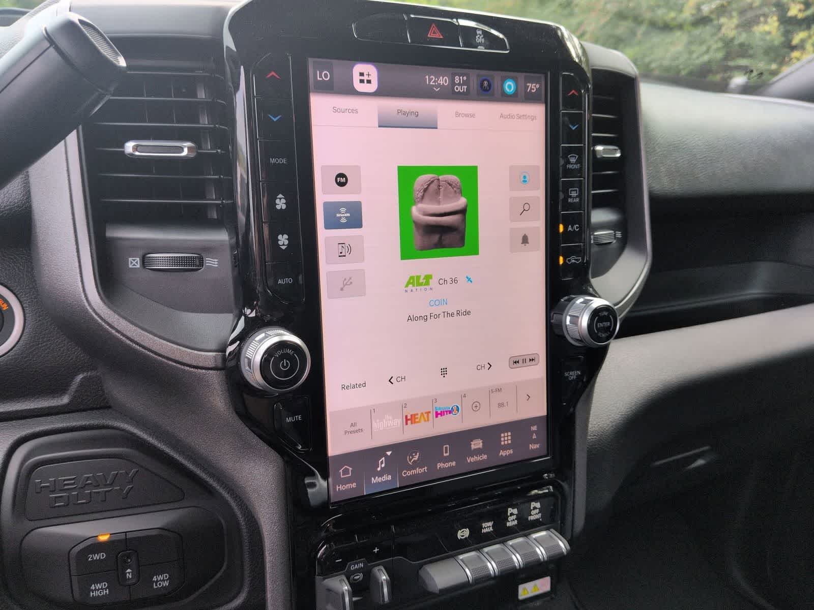 2026 RAM 2500 RAM 2500 TRADESMAN CREW CAB 4X4 6'4' BOX