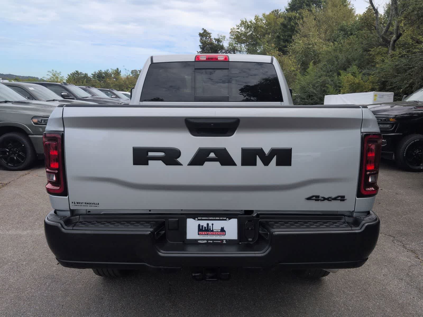 2026 RAM 2500 RAM 2500 TRADESMAN CREW CAB 4X4 6'4' BOX