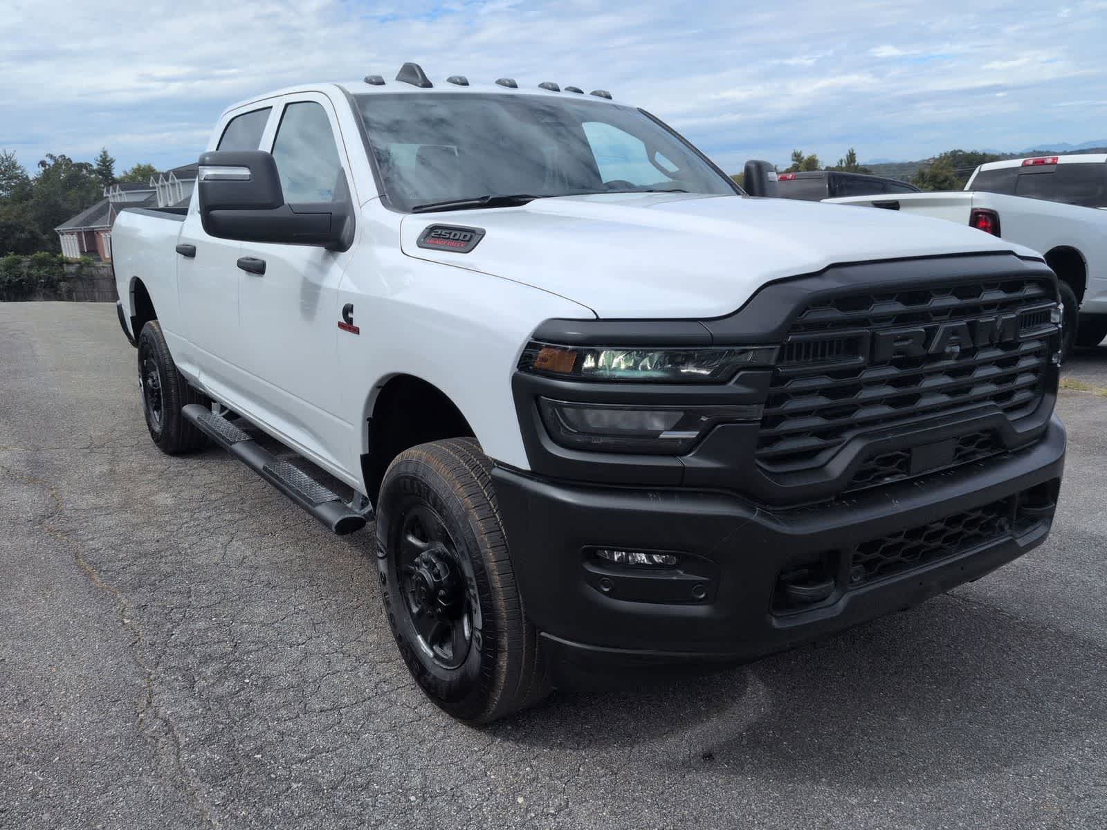 2026 RAM 2500 RAM 2500 TRADESMAN CREW CAB 4X4 6'4' BOX