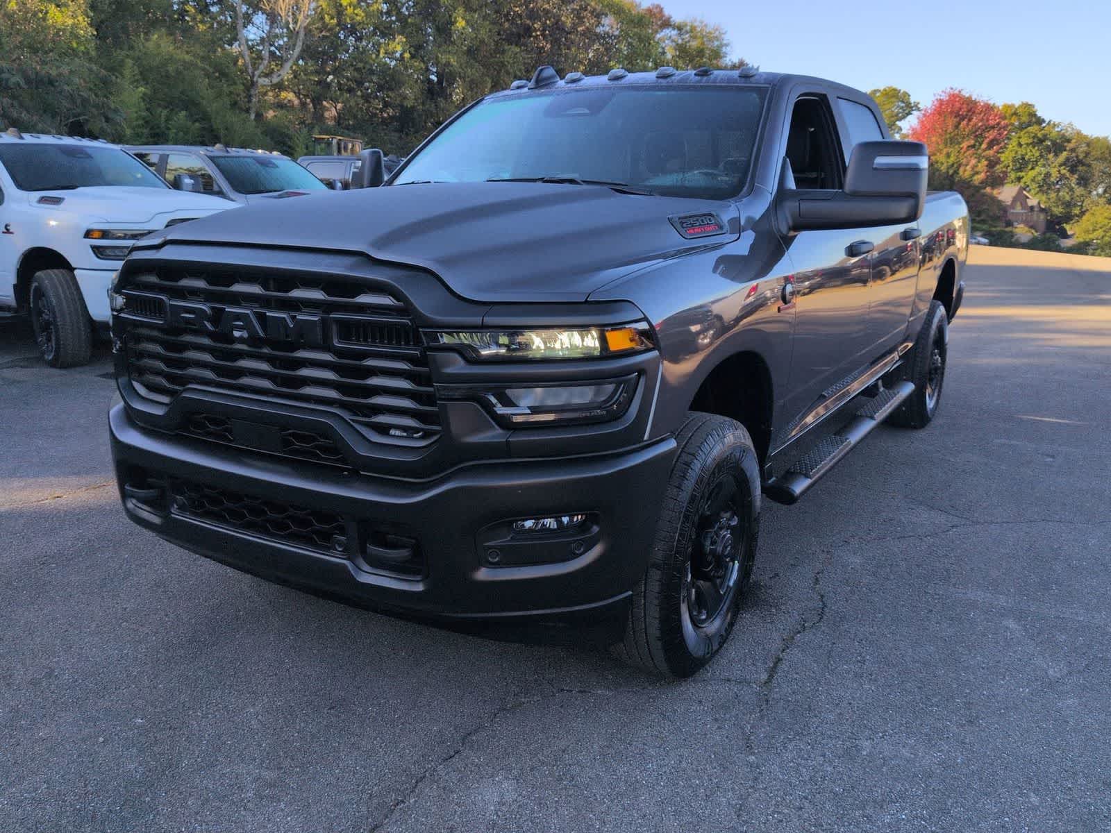 2026 RAM 2500 RAM 2500 TRADESMAN CREW CAB 4X4 6'4' BOX
