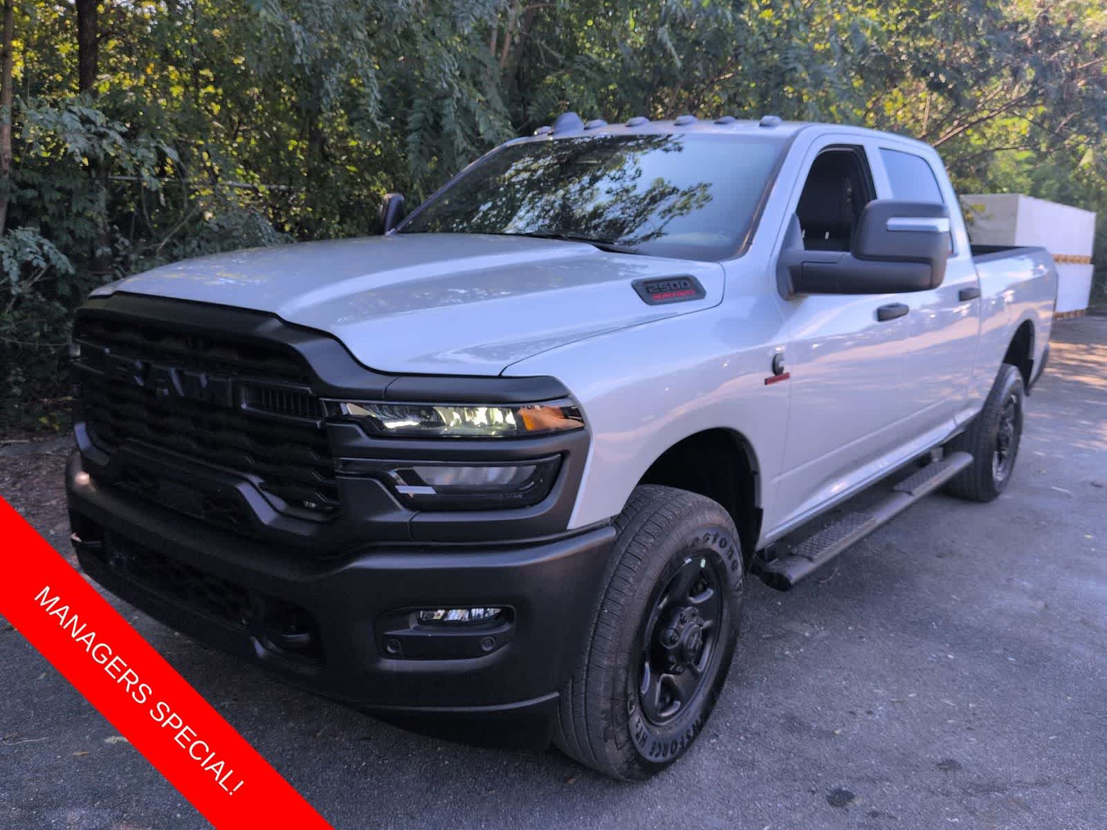 2026 RAM 2500 RAM 2500 TRADESMAN CREW CAB 4X4 6'4' BOX