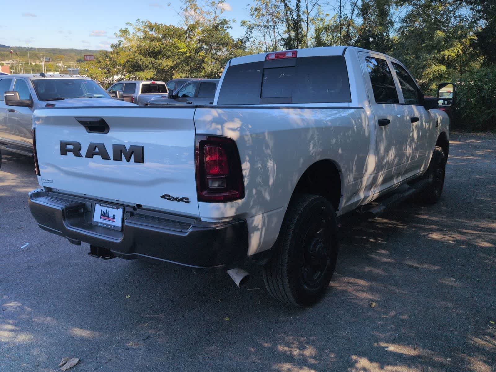 2026 RAM 2500 RAM 2500 TRADESMAN CREW CAB 4X4 6'4' BOX
