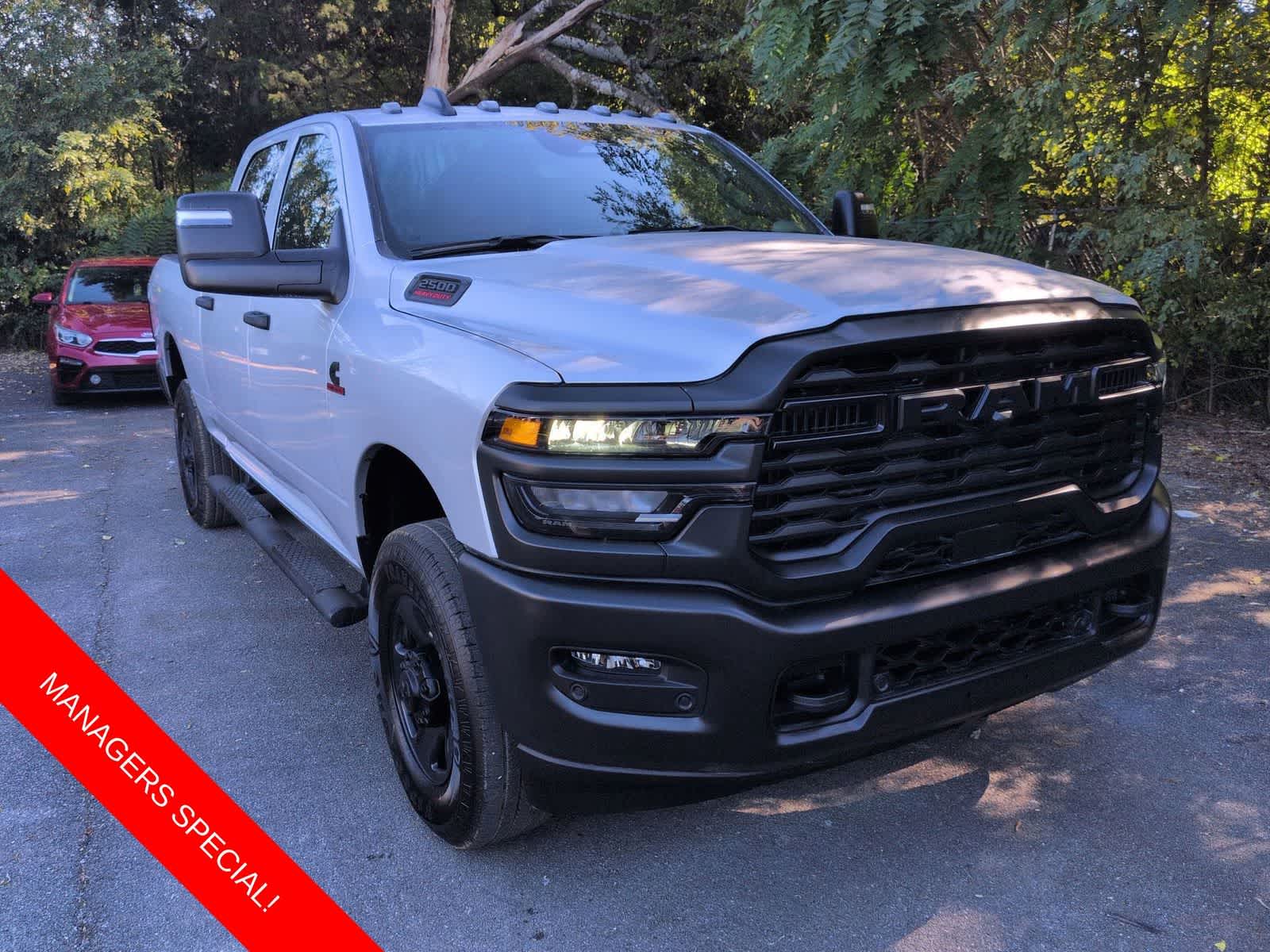 2026 RAM 2500 RAM 2500 TRADESMAN CREW CAB 4X4 6'4' BOX