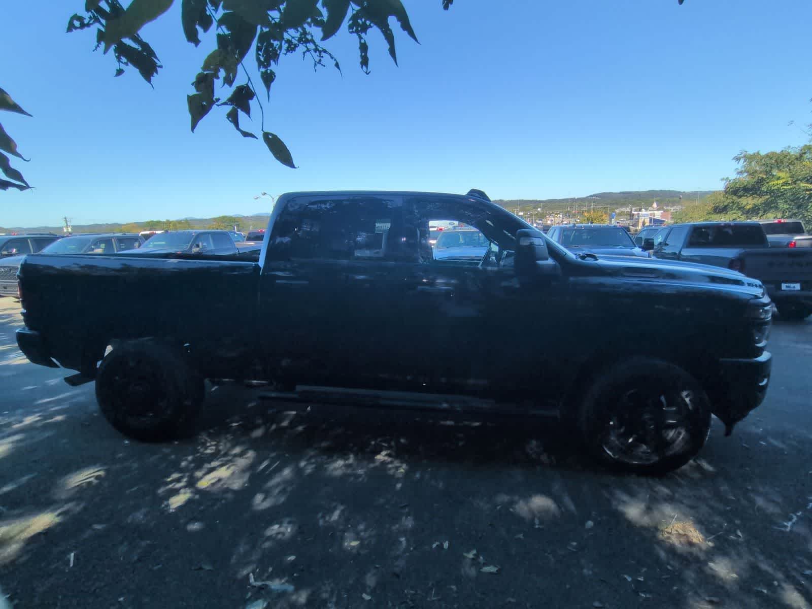 2026 RAM 2500 RAM 2500 TRADESMAN CREW CAB 4X4 6'4' BOX