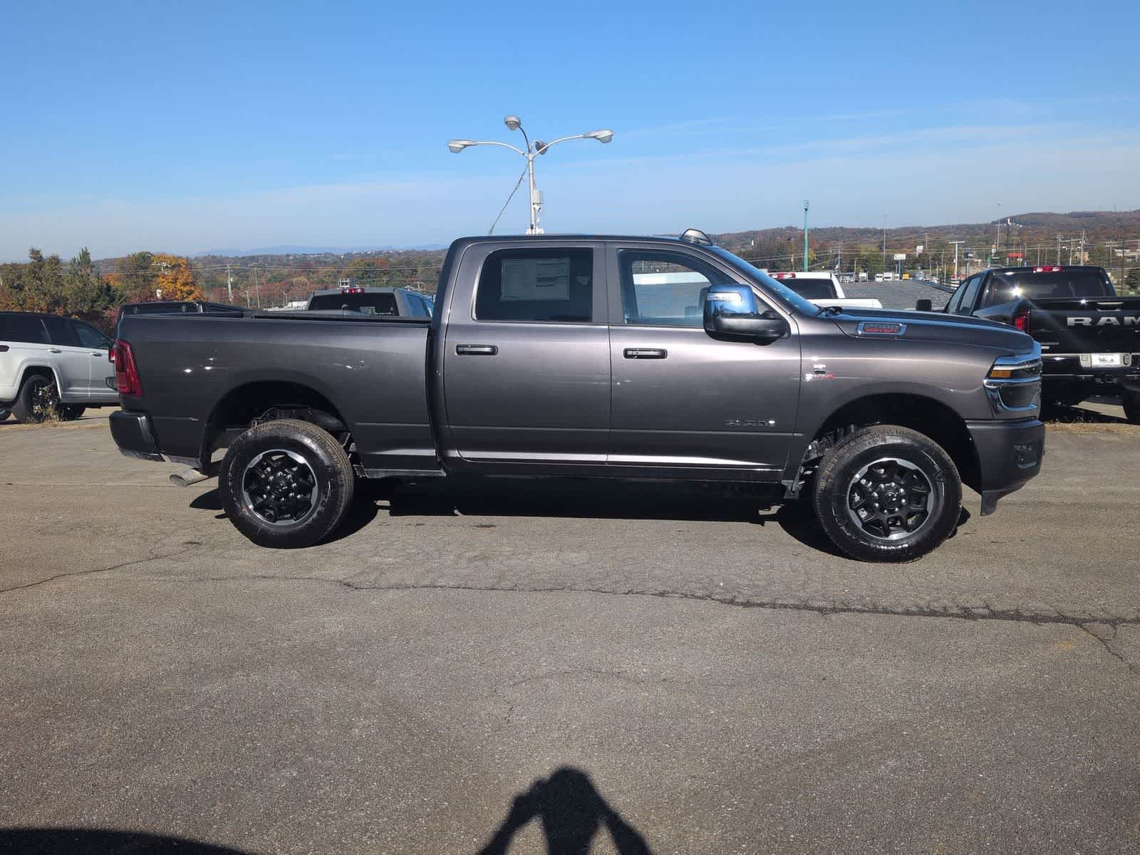 2026 RAM 2500 RAM 2500 LARAMIE CREW CAB 4X4 6'4' BOX