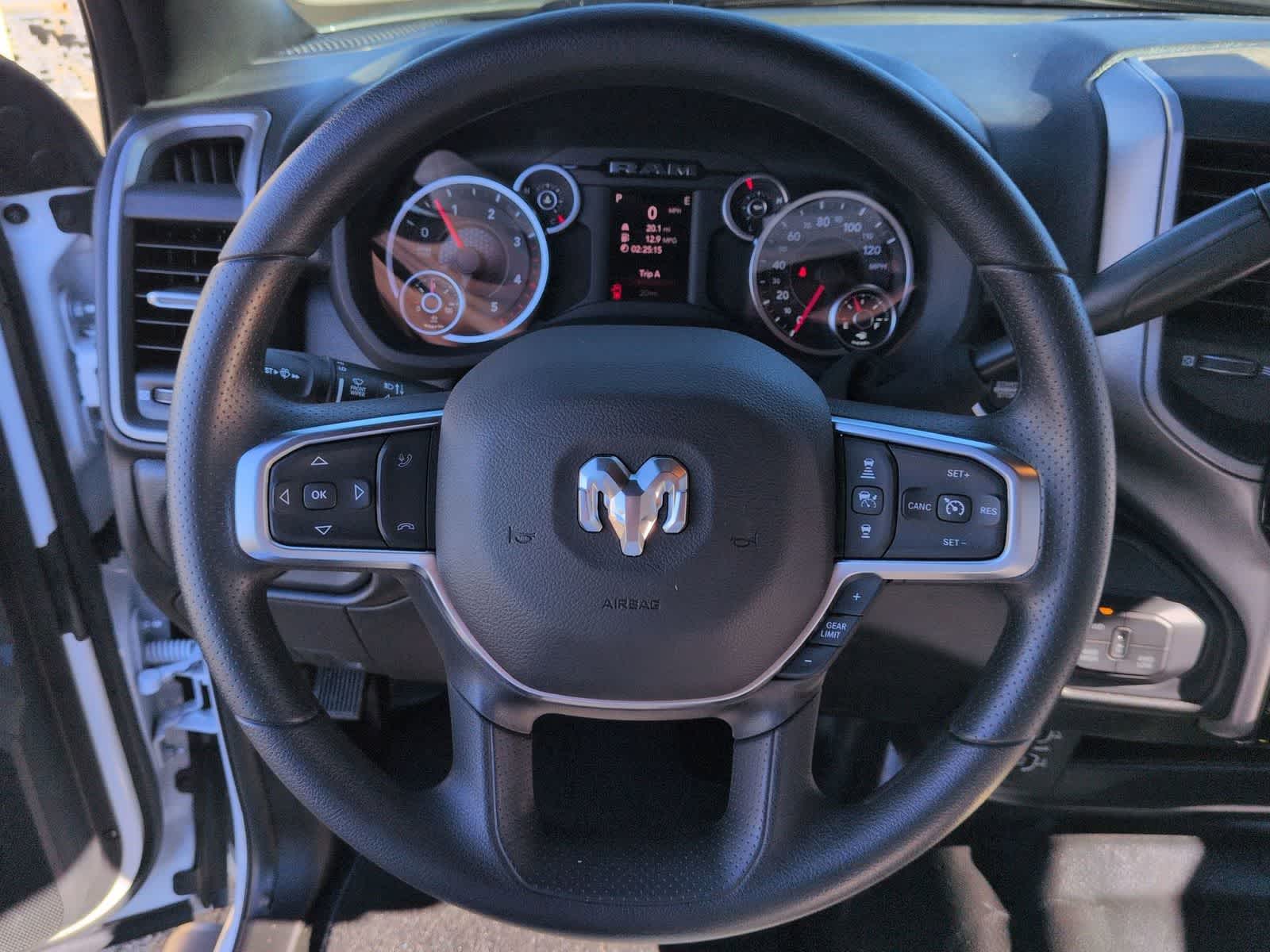 2026 RAM 3500 RAM 3500 TRADESMAN CREW CAB 4X4 8' BOX