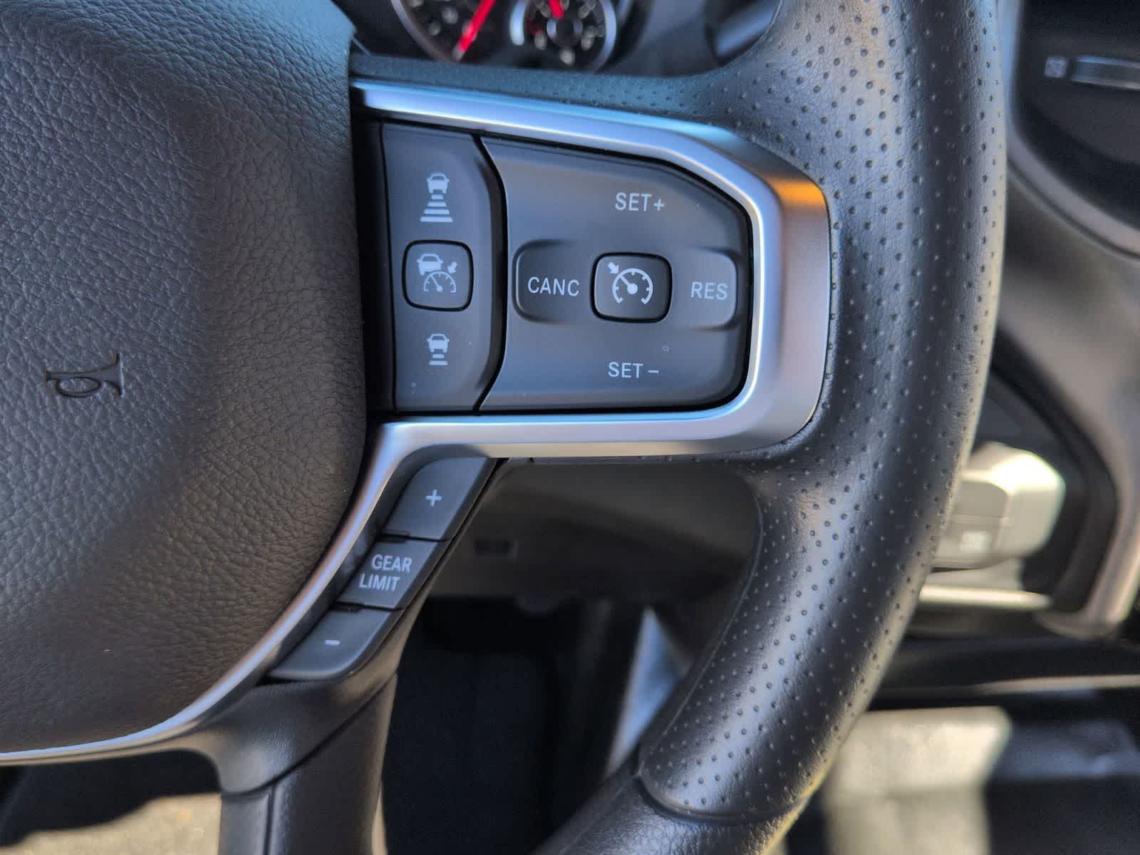 2026 RAM 3500 RAM 3500 TRADESMAN CREW CAB 4X4 8' BOX