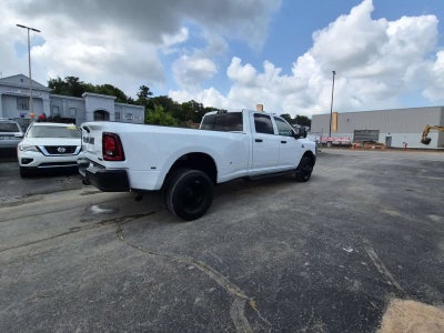 2026 RAM 3500 RAM 3500 TRADESMAN CREW CAB 4X4 8' BOX