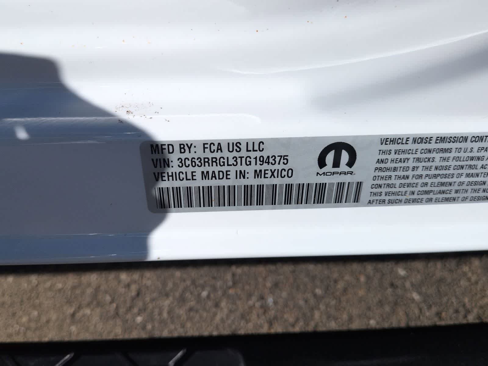 2026 RAM 3500 RAM 3500 TRADESMAN CREW CAB 4X4 8' BOX