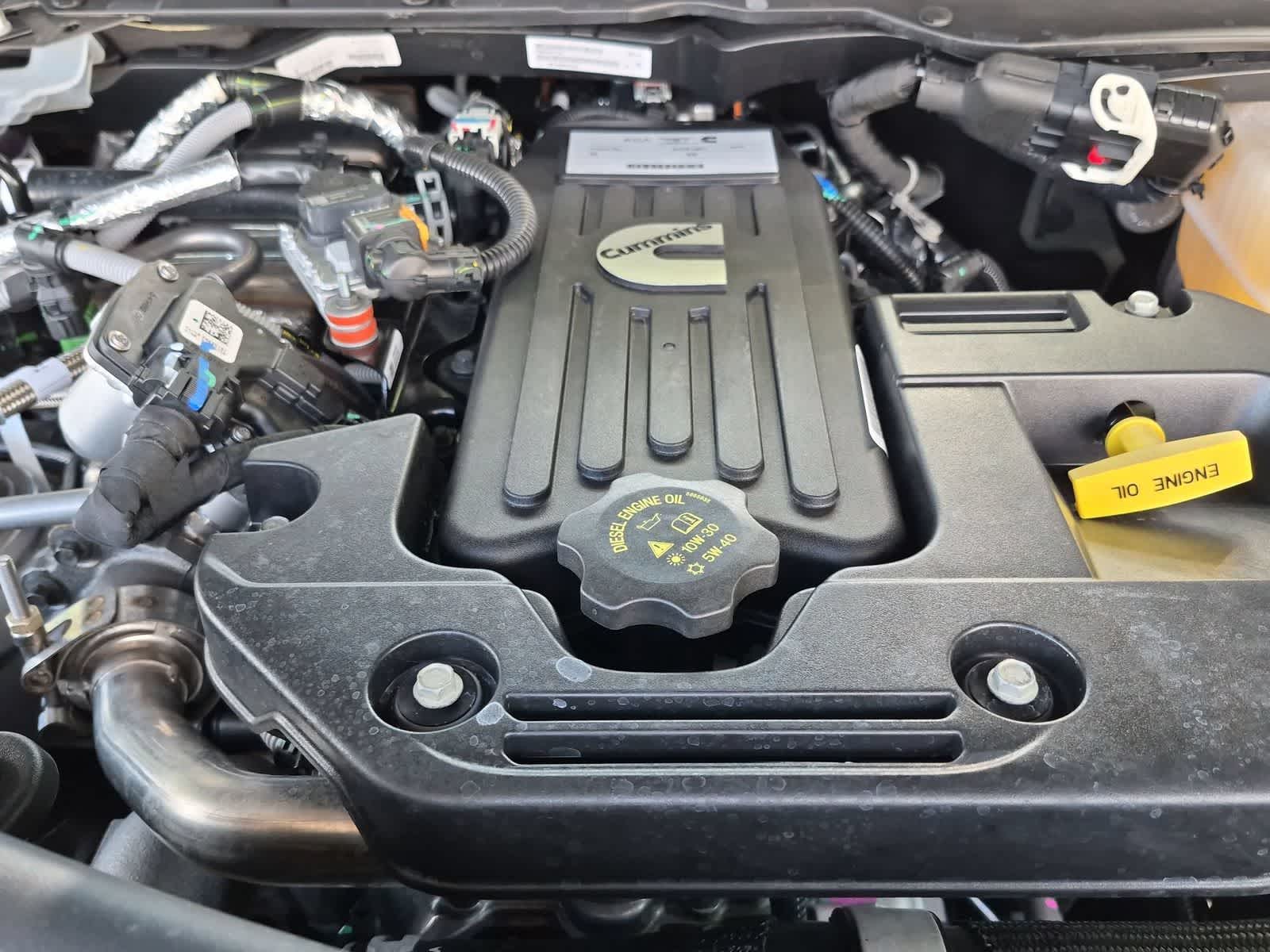 2026 RAM 3500 RAM 3500 TRADESMAN CREW CAB 4X4 8' BOX