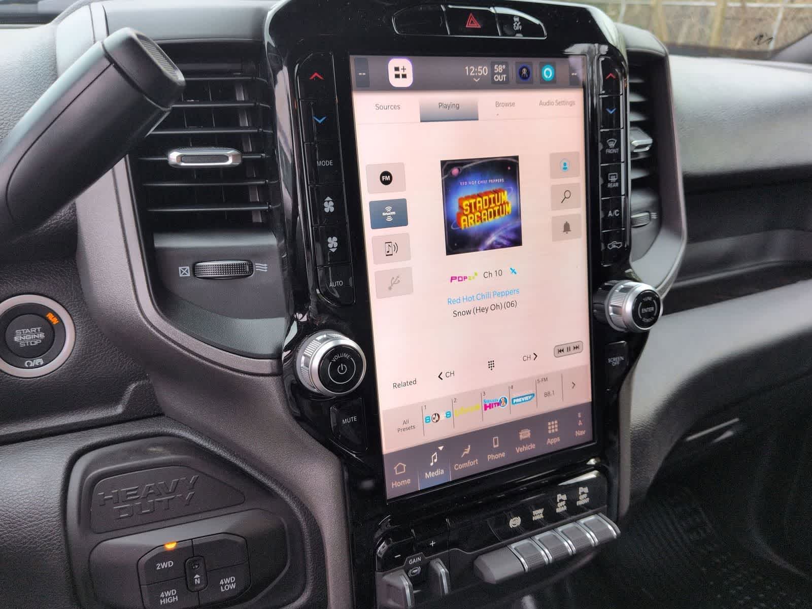 2026 RAM 3500 RAM 3500 TRADESMAN CREW CAB 4X4 8' BOX