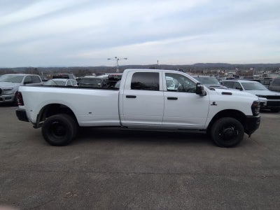 2026 RAM 3500 RAM 3500 TRADESMAN CREW CAB 4X4 8' BOX
