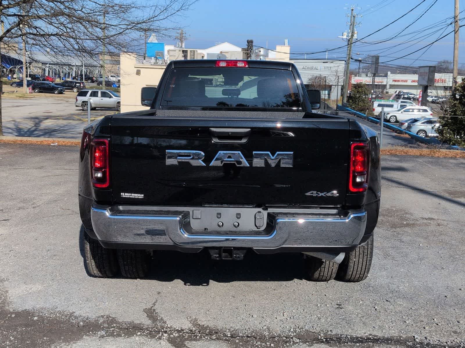 2026 RAM 3500 RAM 3500 TRADESMAN CREW CAB 4X4 8' BOX