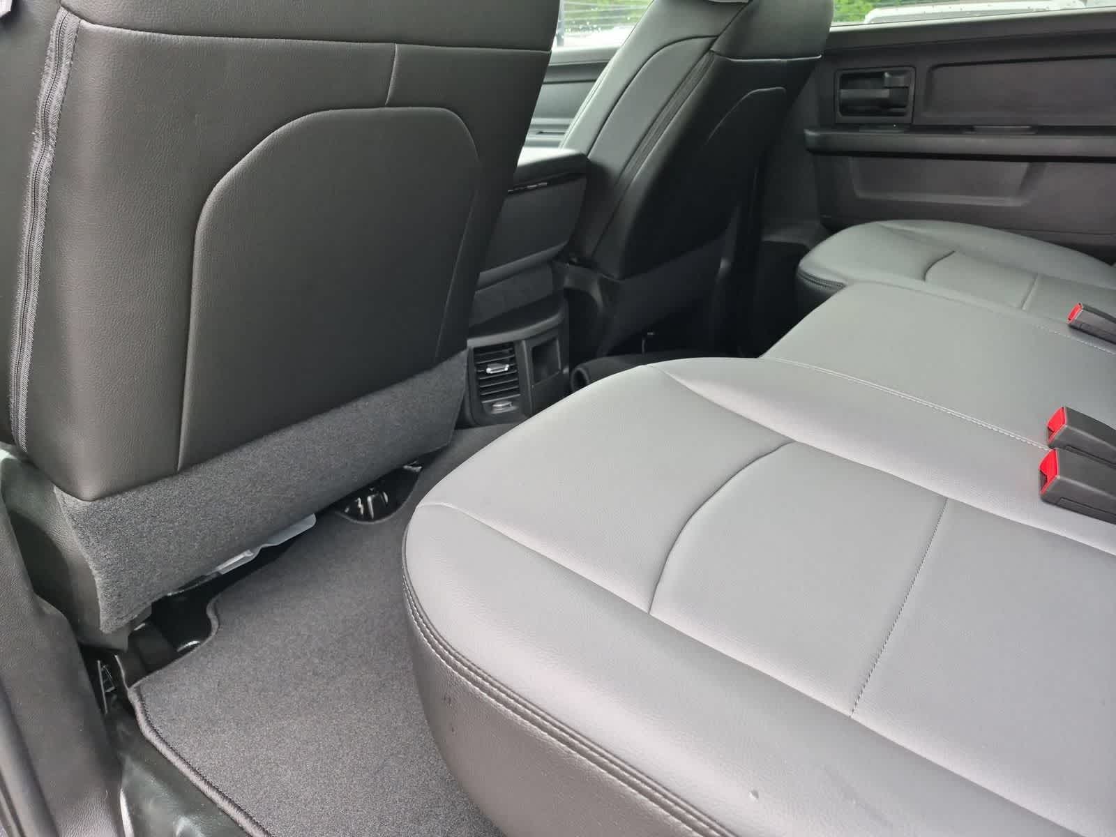 2026 RAM 3500 RAM 3500 TRADESMAN CREW CAB 4X4 8' BOX