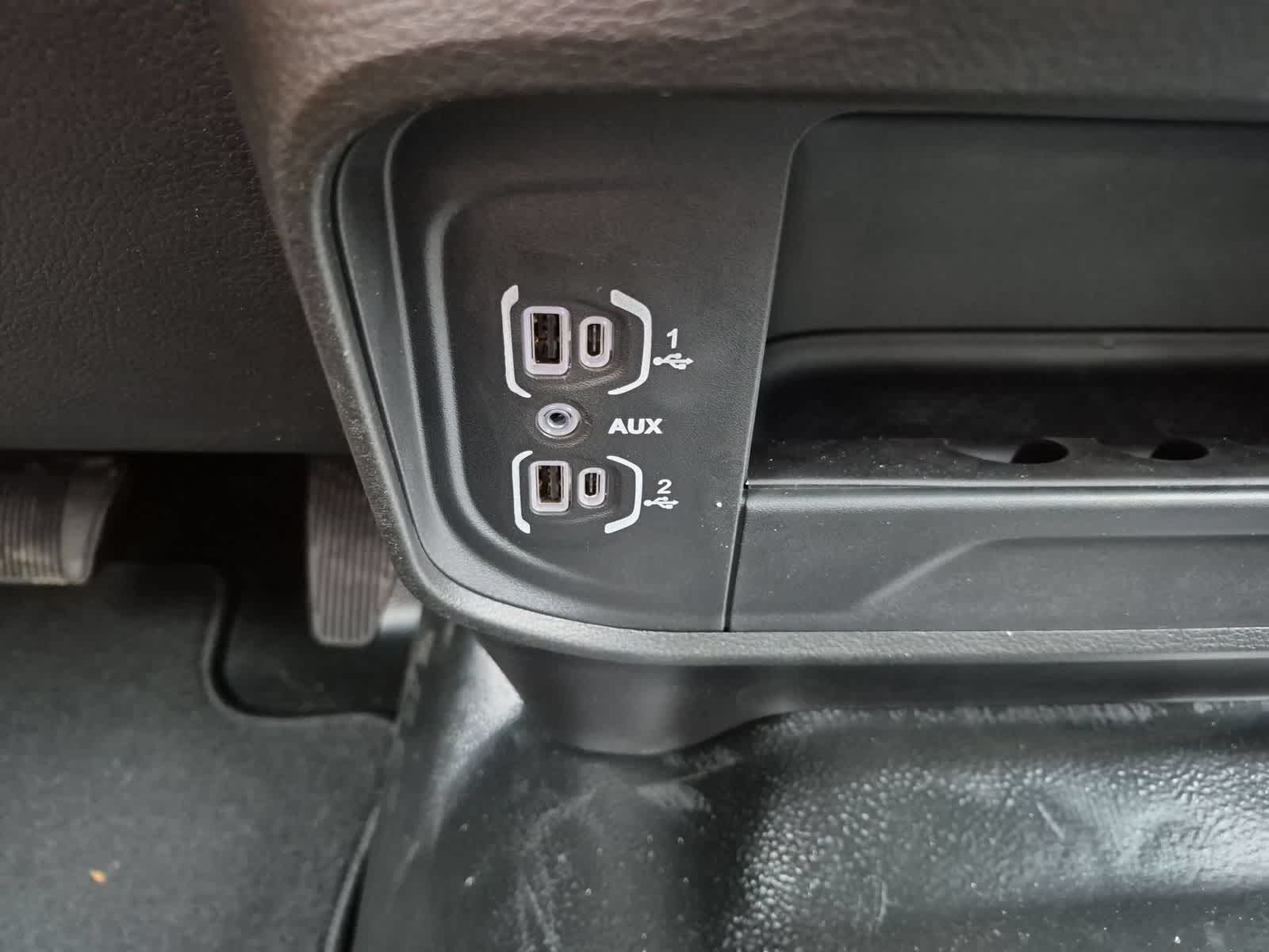 2026 RAM 3500 RAM 3500 TRADESMAN CREW CAB 4X4 8' BOX