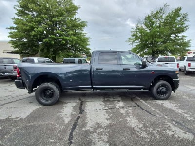 2026 RAM 3500 RAM 3500 TRADESMAN CREW CAB 4X4 8' BOX