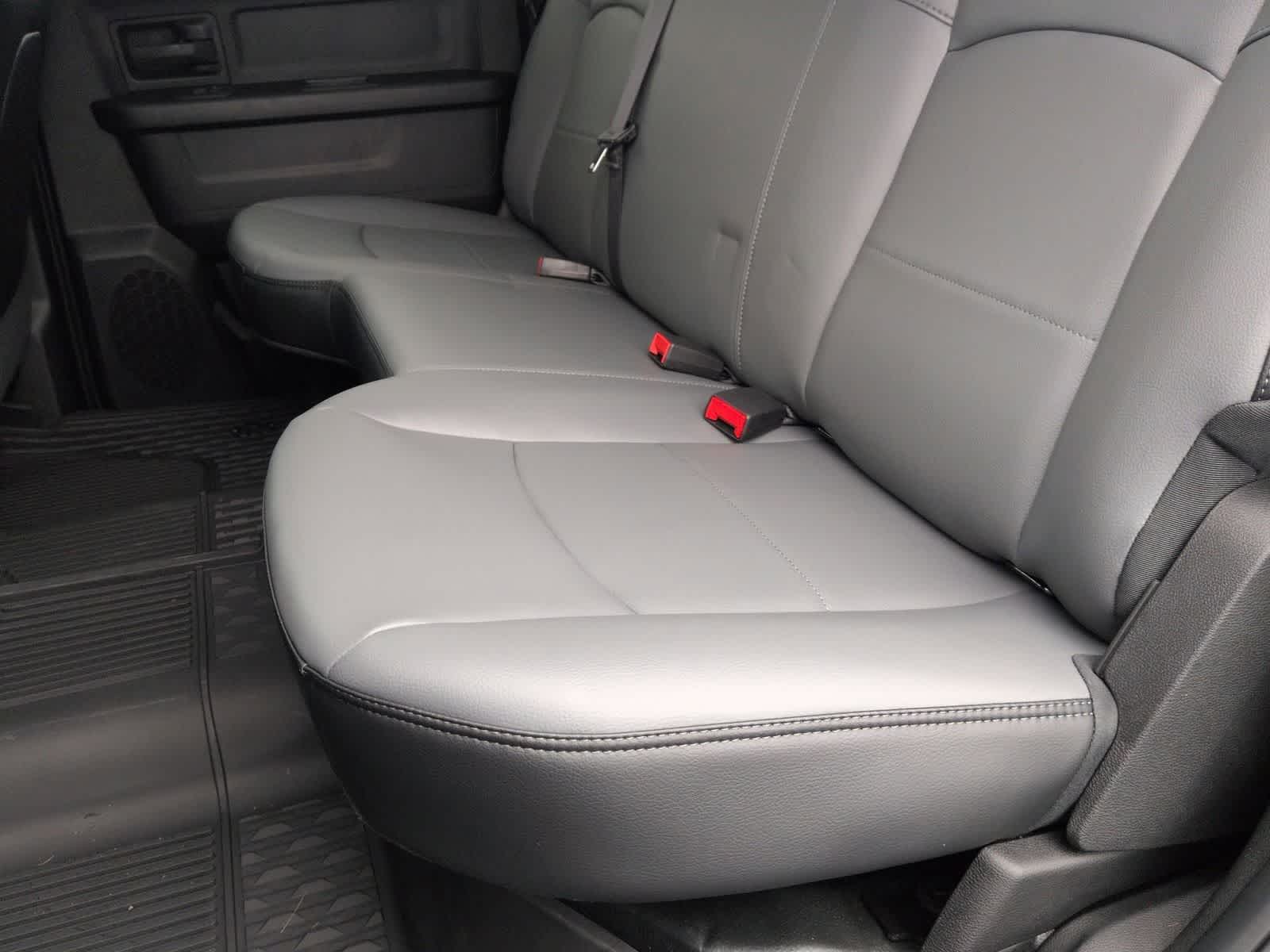 2026 RAM 3500 RAM 3500 TRADESMAN CREW CAB 4X4 8' BOX