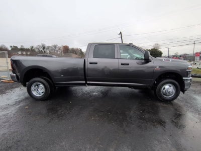 2026 RAM 3500 RAM 3500 TRADESMAN CREW CAB 4X4 8' BOX