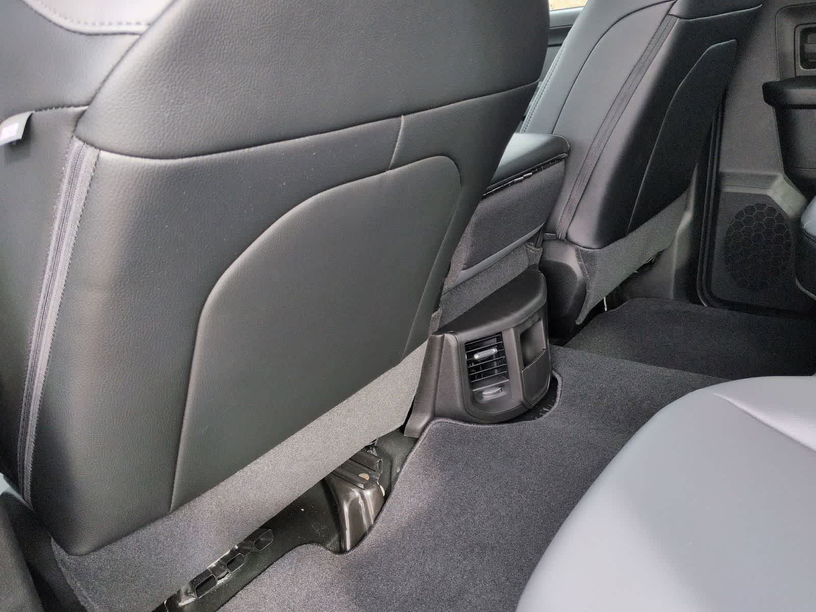 2026 RAM 3500 RAM 3500 TRADESMAN CREW CAB 4X4 8' BOX