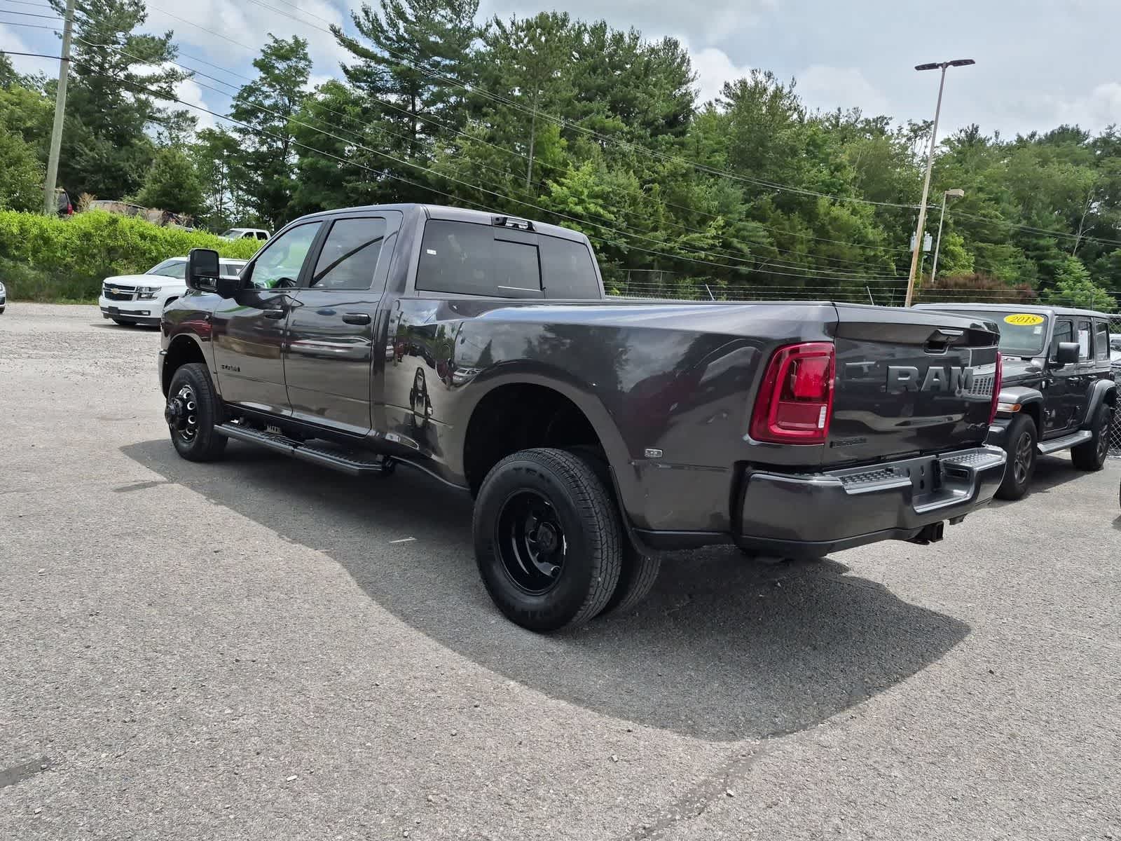 2026 RAM 3500 RAM 3500 BIG HORN CREW CAB 4X4 8' BOX