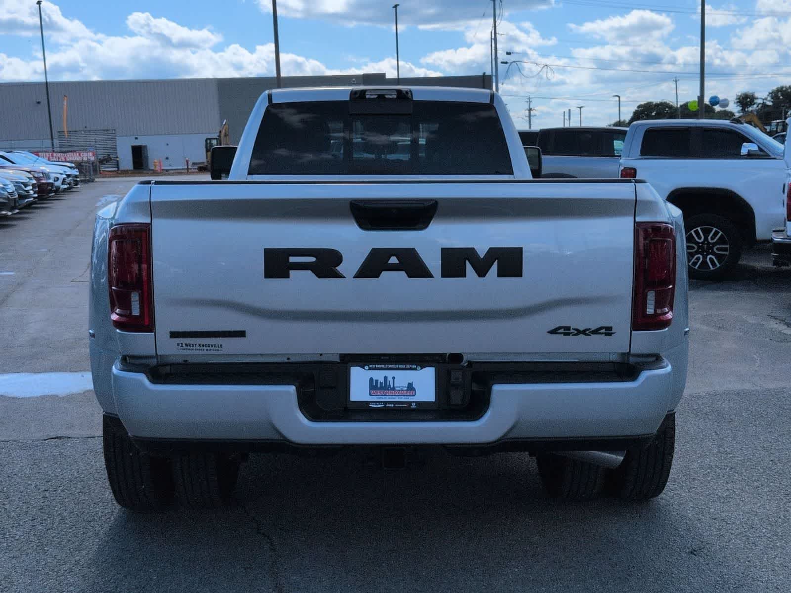 2026 RAM 3500 RAM 3500 BIG HORN CREW CAB 4X4 8' BOX