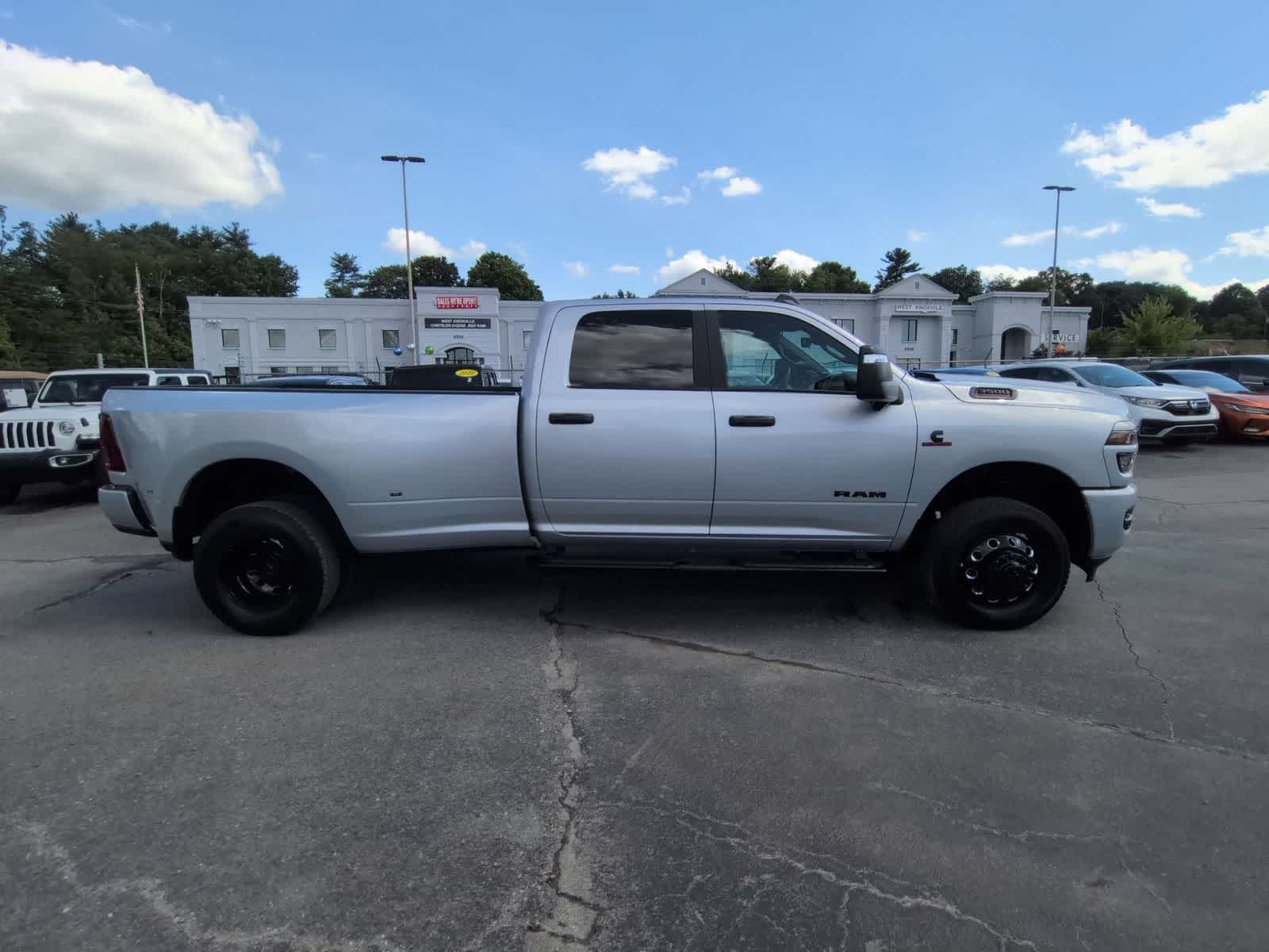 2026 RAM 3500 RAM 3500 BIG HORN CREW CAB 4X4 8' BOX