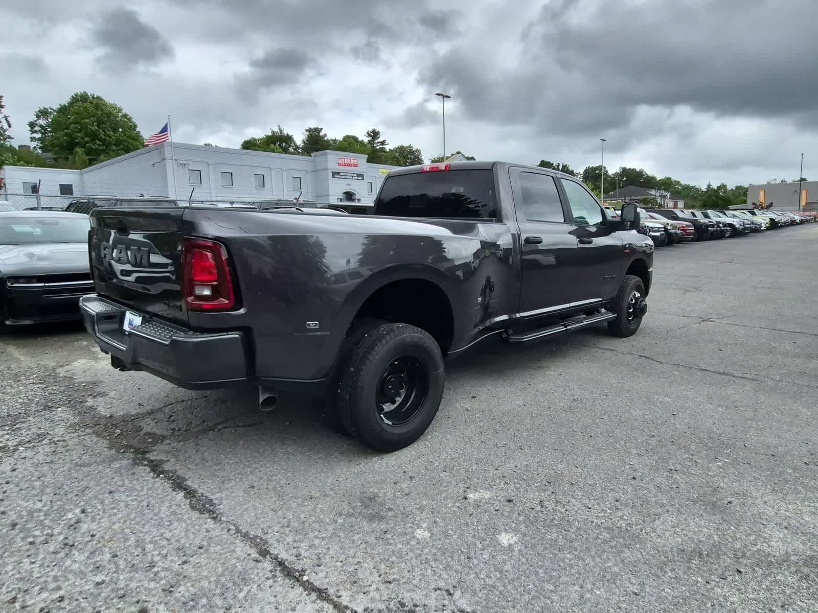 2026 RAM 3500 RAM 3500 BIG HORN CREW CAB 4X4 8' BOX