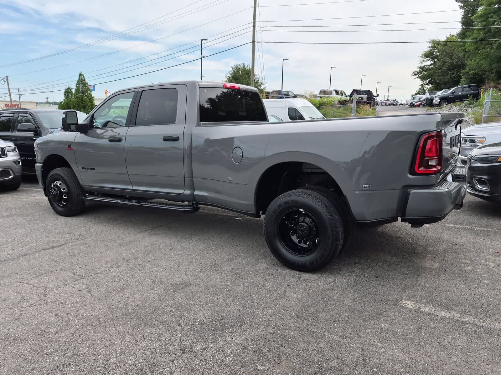 2026 RAM 3500 RAM 3500 BIG HORN CREW CAB 4X4 8' BOX