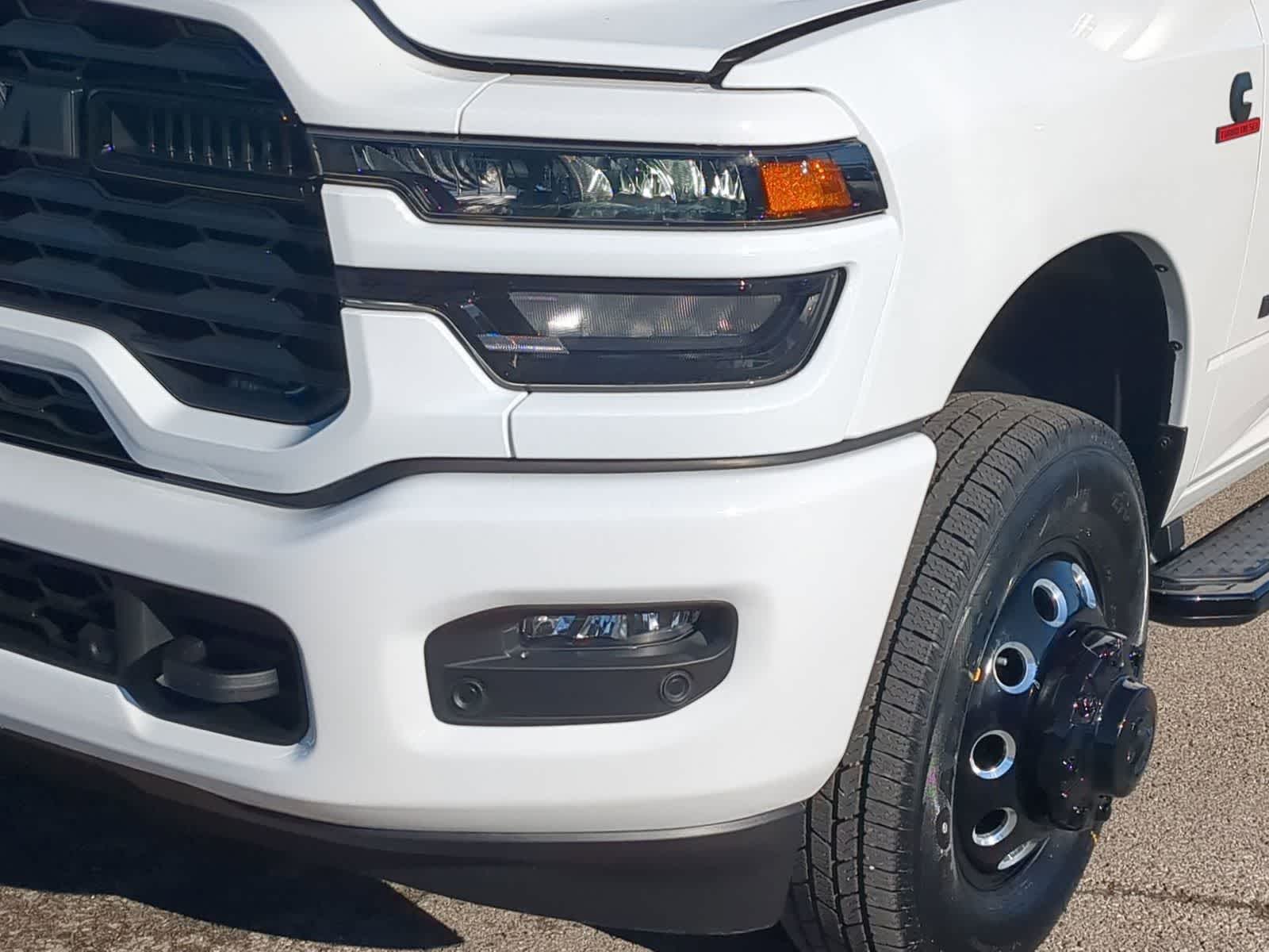 2026 RAM 3500 RAM 3500 BIG HORN CREW CAB 4X4 8' BOX