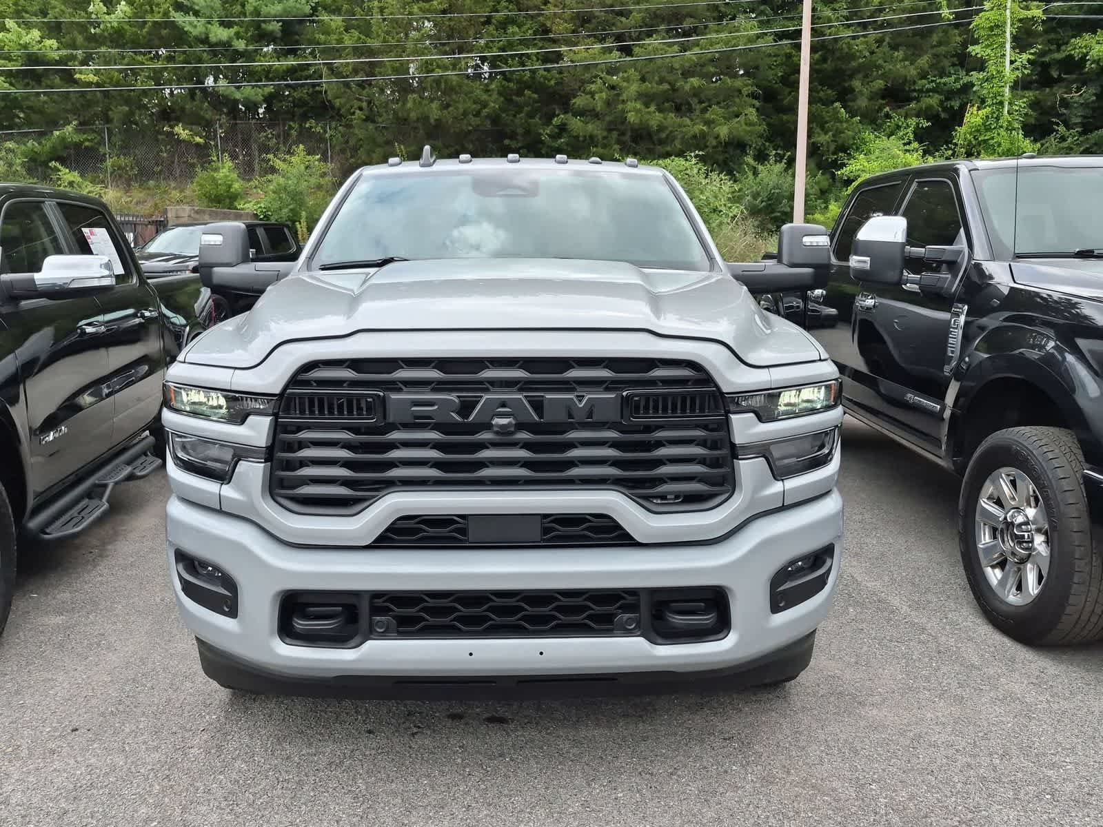 2026 RAM 3500 RAM 3500 BIG HORN CREW CAB 4X4 8' BOX