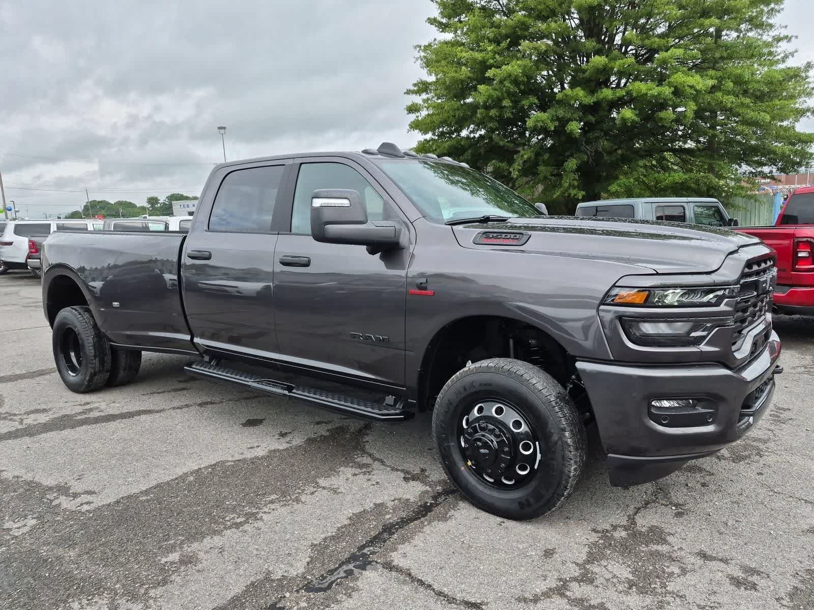 2026 RAM 3500 RAM 3500 BIG HORN CREW CAB 4X4 8' BOX