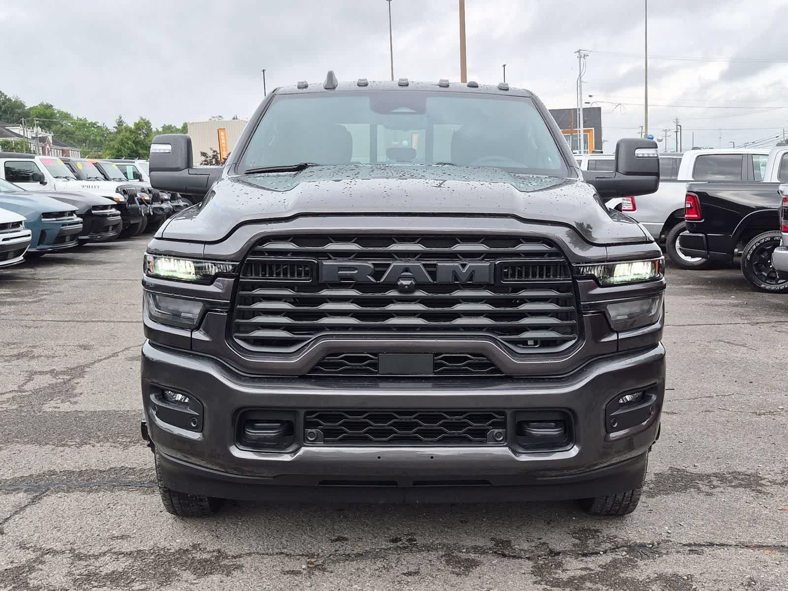 2026 RAM 3500 RAM 3500 BIG HORN CREW CAB 4X4 8' BOX