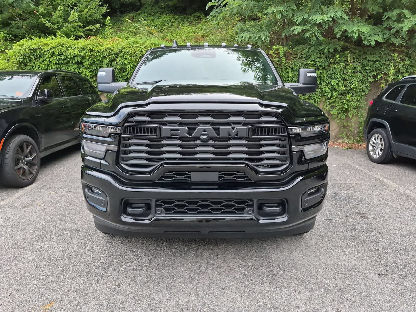 2026 RAM 3500 RAM 3500 BIG HORN CREW CAB 4X4 8' BOX