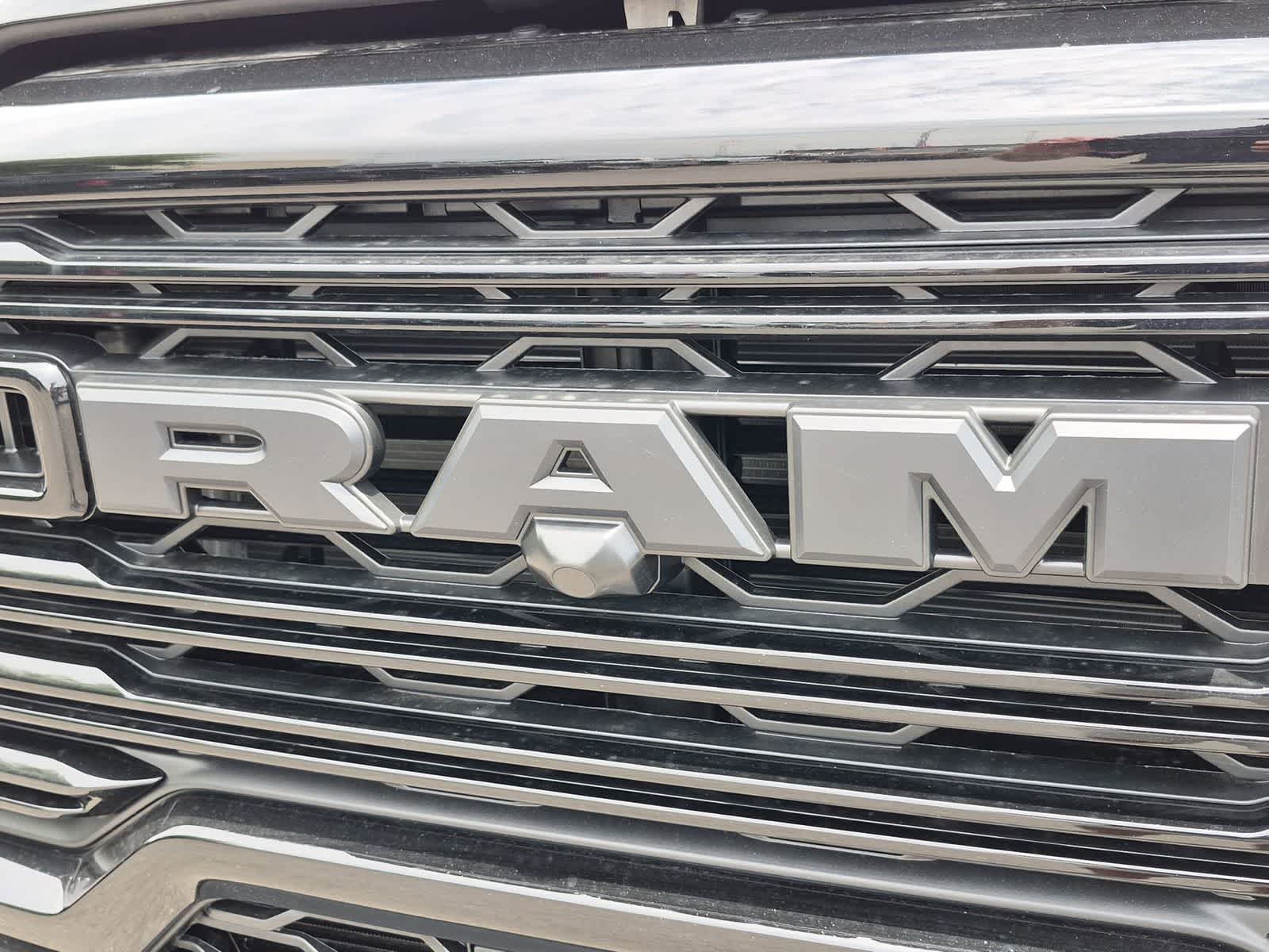 2026 RAM 3500 RAM 3500 LARAMIE CREW CAB 4X4 8' BOX