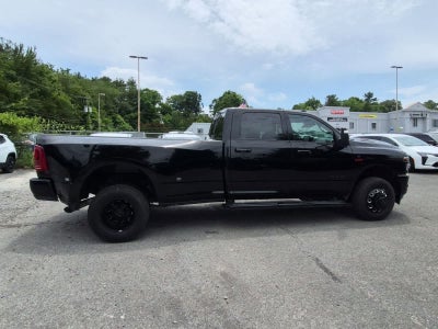 2026 RAM 3500 RAM 3500 LARAMIE CREW CAB 4X4 8' BOX