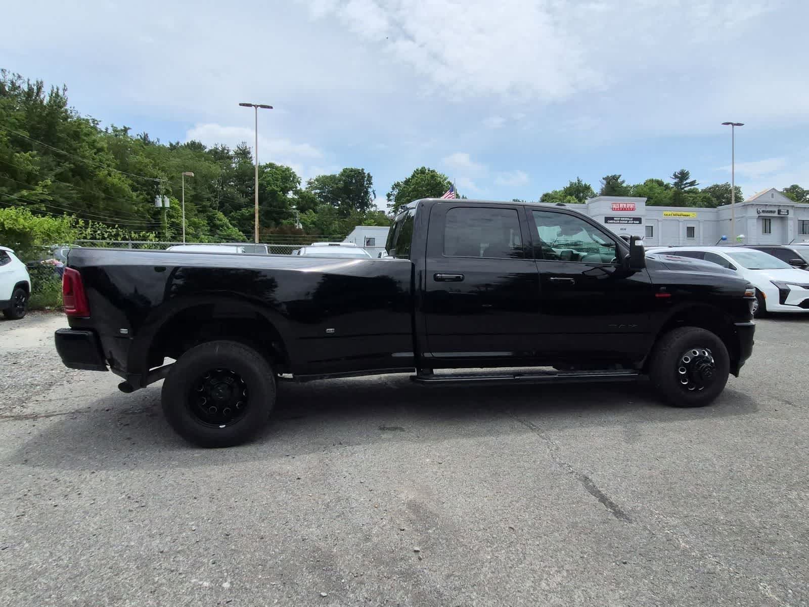 2026 RAM 3500 RAM 3500 LARAMIE CREW CAB 4X4 8' BOX