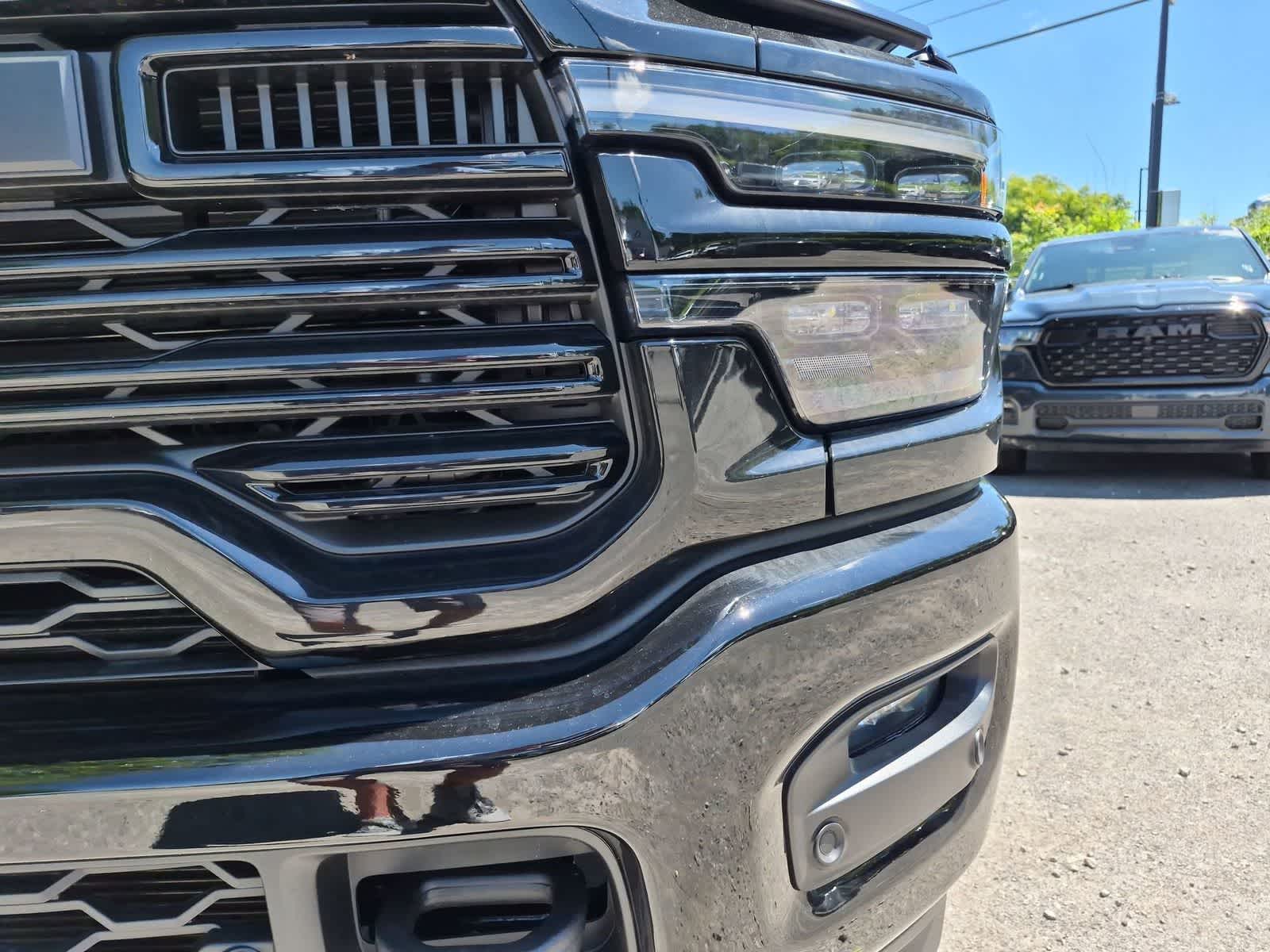 2026 RAM 3500 RAM 3500 LARAMIE CREW CAB 4X4 8' BOX