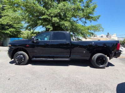 2026 RAM 3500 RAM 3500 LARAMIE CREW CAB 4X4 8' BOX