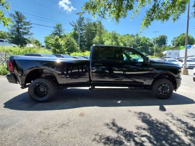 2026 RAM 3500 RAM 3500 LARAMIE CREW CAB 4X4 8' BOX