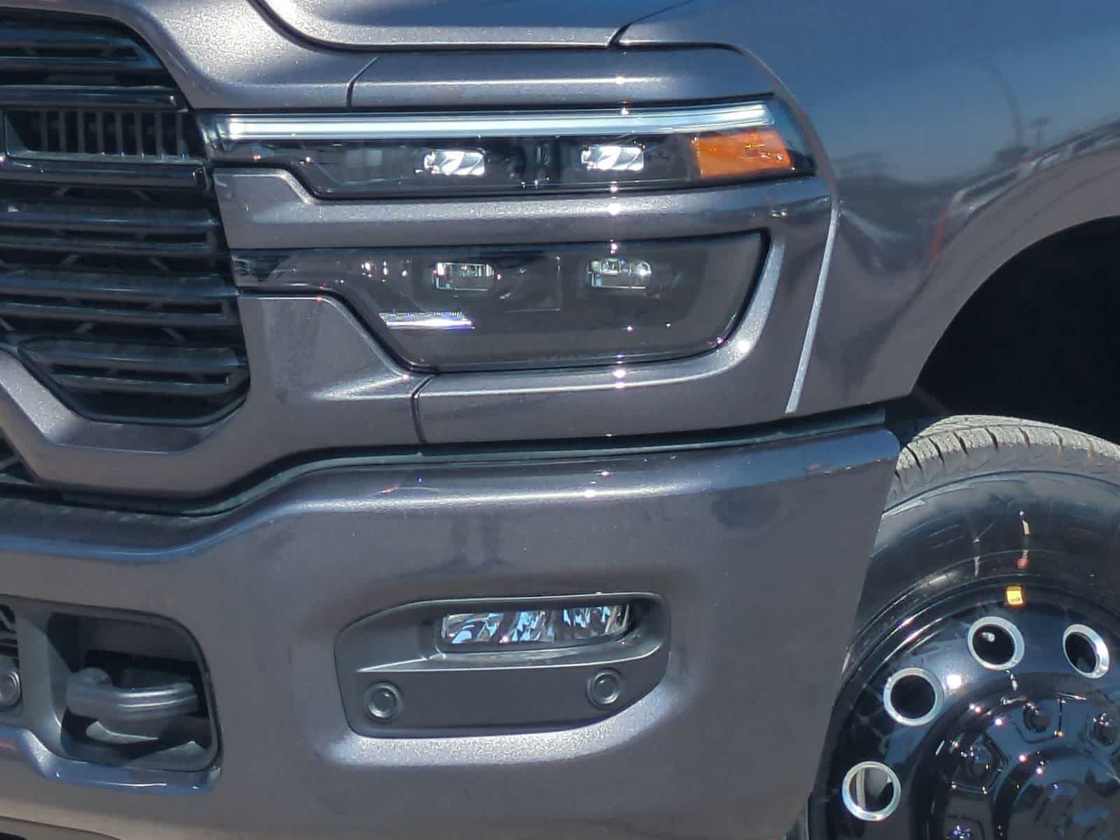 2026 RAM 3500 RAM 3500 LARAMIE CREW CAB 4X4 8' BOX