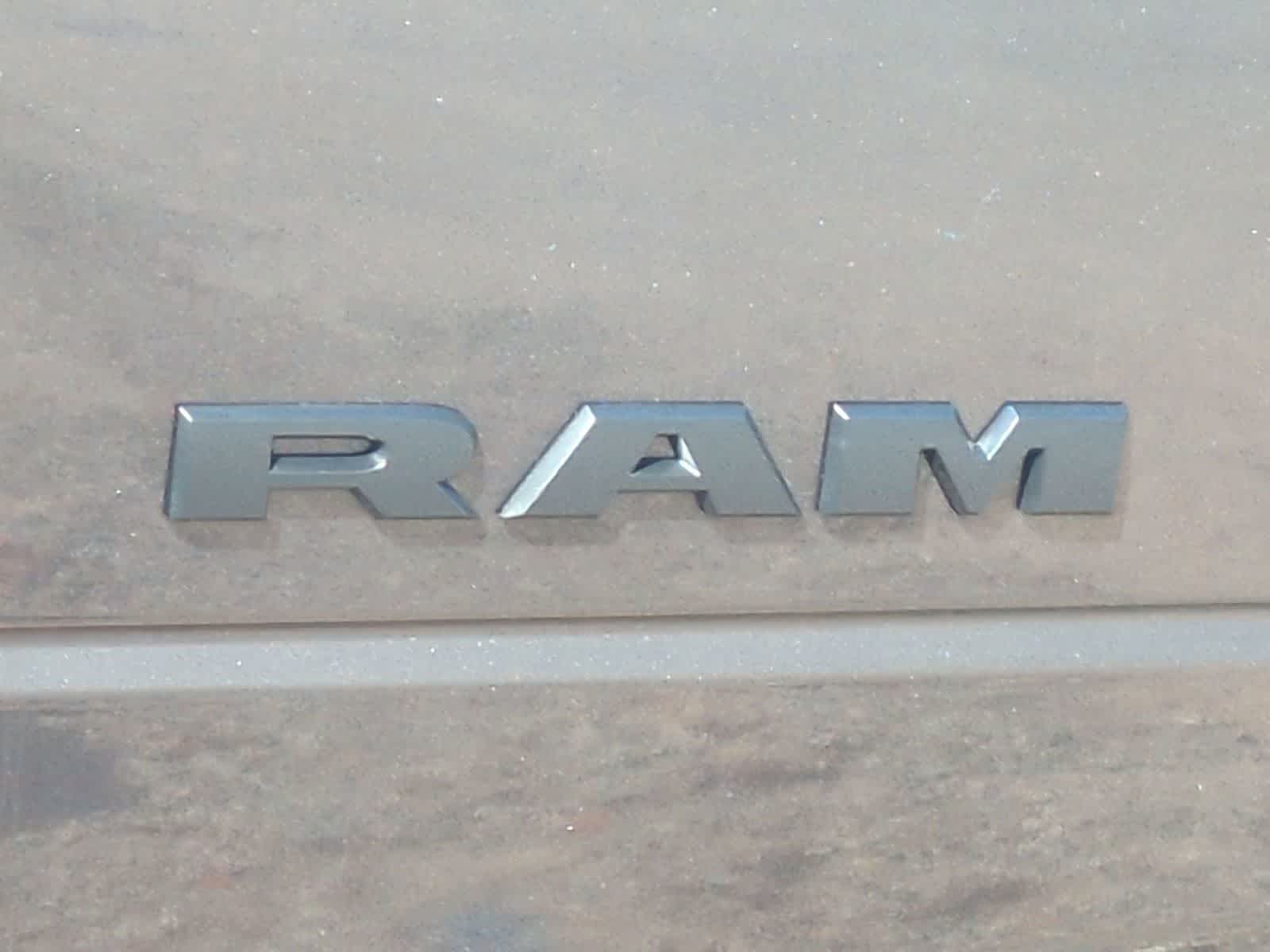 2026 RAM 3500 RAM 3500 LARAMIE CREW CAB 4X4 8' BOX