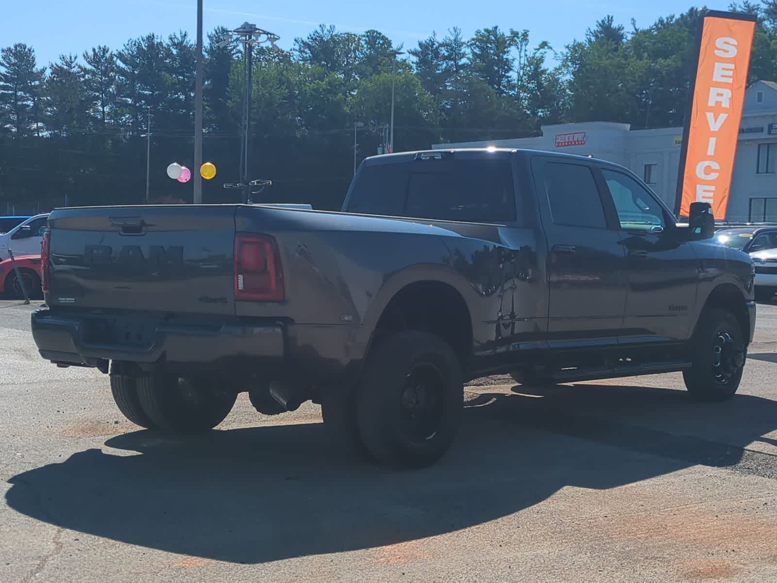 2026 RAM 3500 RAM 3500 LARAMIE CREW CAB 4X4 8' BOX