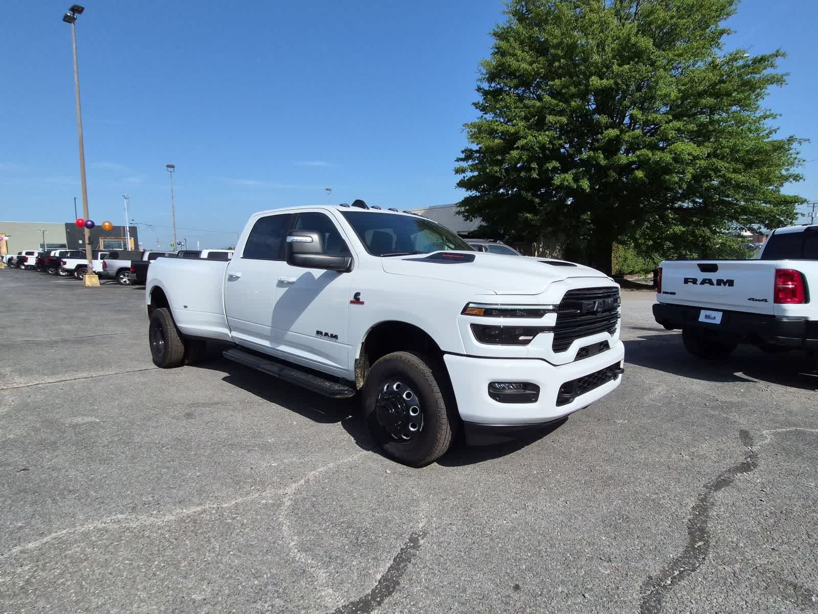 2026 RAM 3500 RAM 3500 LARAMIE CREW CAB 4X4 8' BOX
