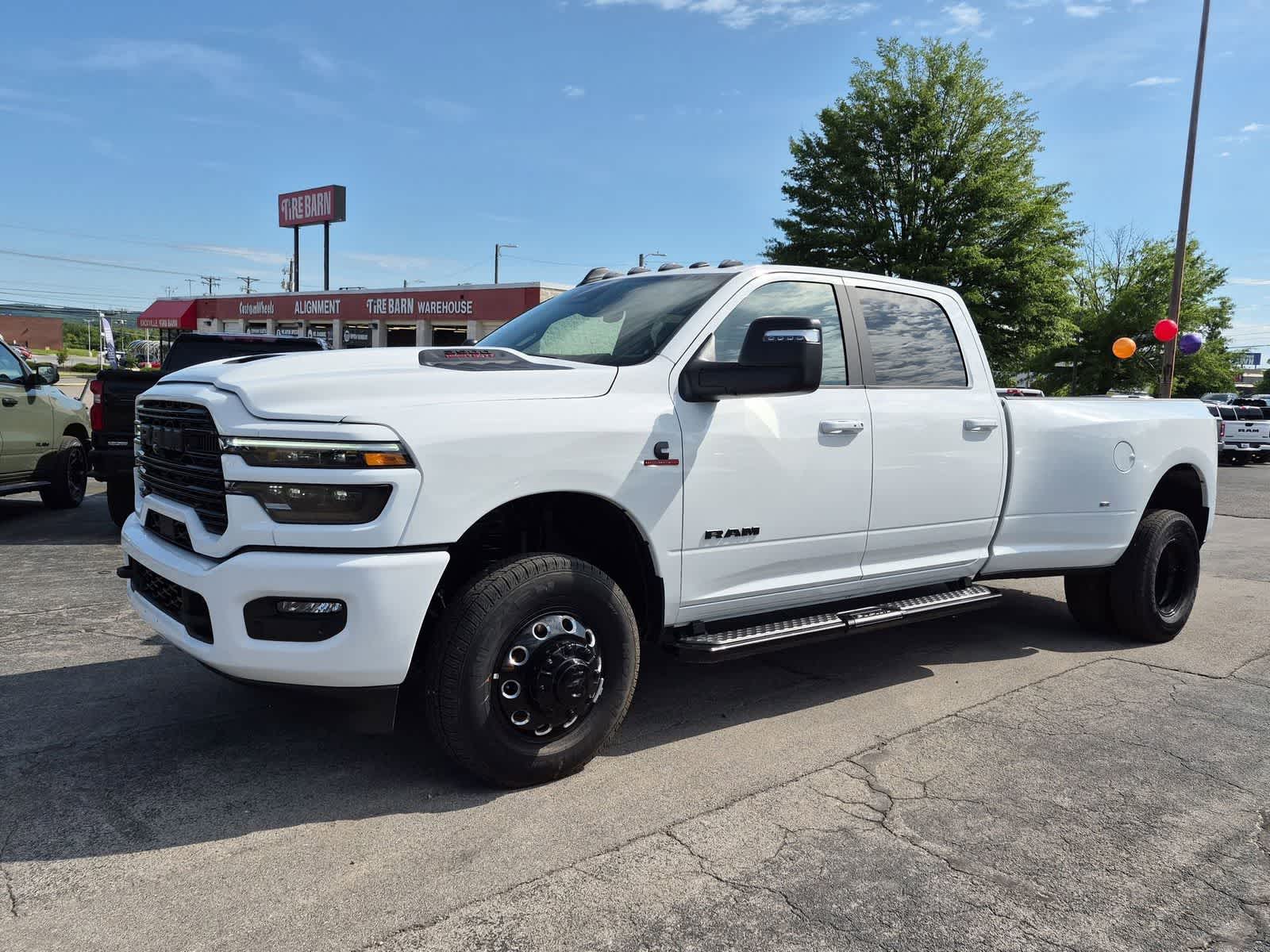 2026 RAM 3500 RAM 3500 LARAMIE CREW CAB 4X4 8' BOX