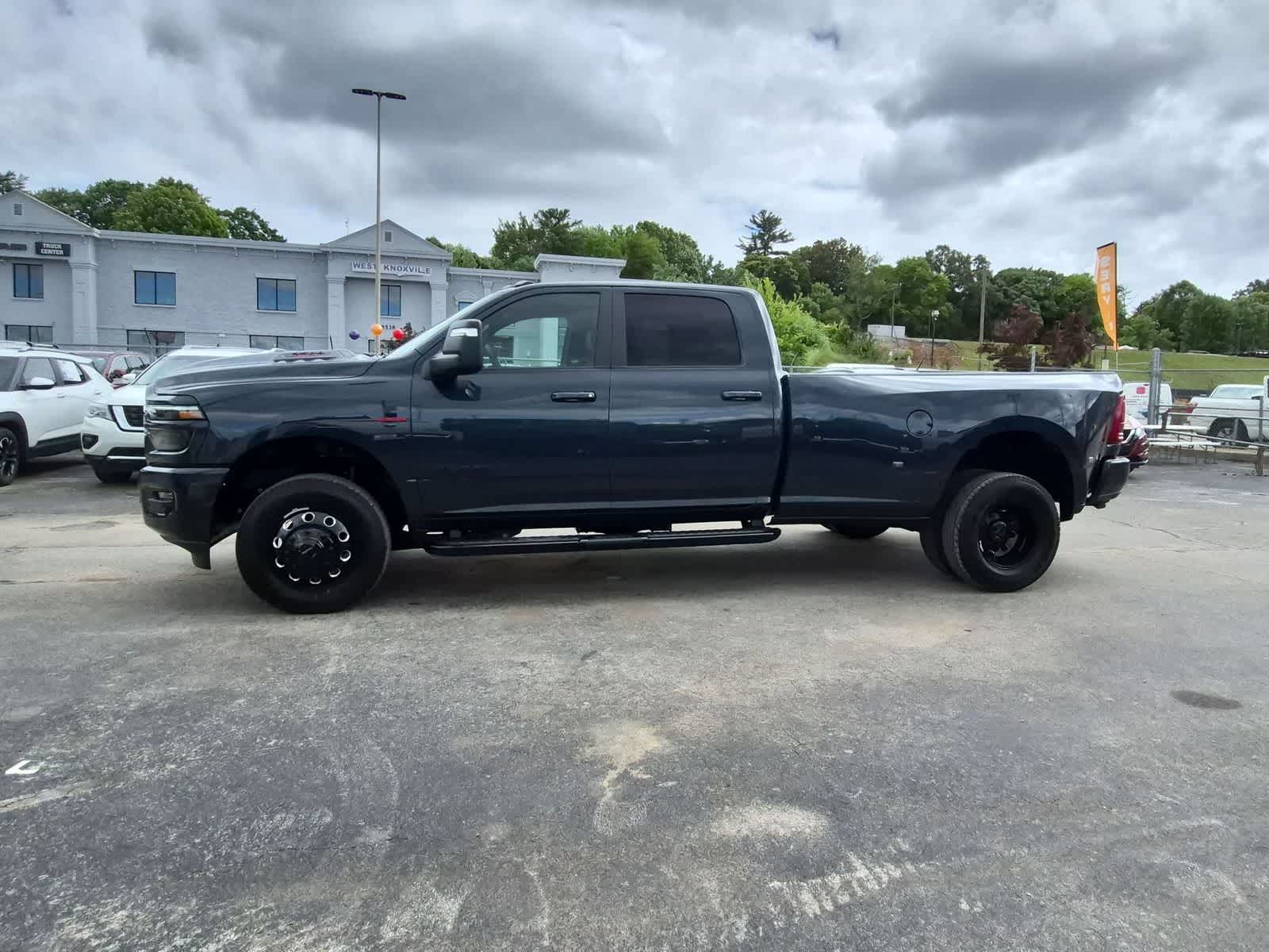 2026 RAM 3500 RAM 3500 LARAMIE CREW CAB 4X4 8' BOX